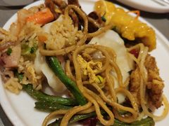 -黑金·寻焰自助百汇·烤肉·火锅(中街店)