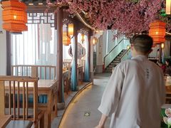 -荷塘秋月·本帮江浙菜(国权路店)