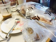 -Dough&Joe团憩(瑞虹天地月亮湾店)