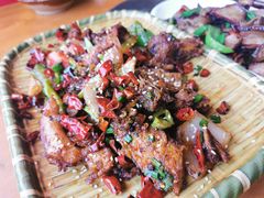 手撕兔-郑件洋芋饭庄