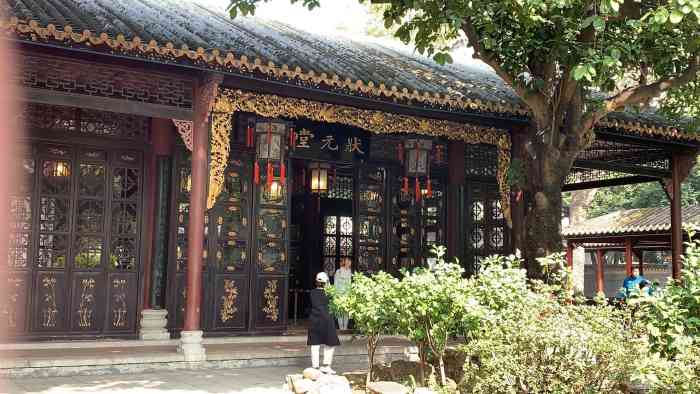 清晖园博物馆-"从上海乘坐南方航空的飞机约两个小时左右到.