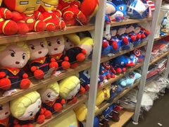 -名创优品(广东东莞东城万达2店)