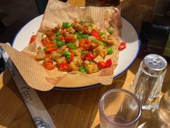 -头上红煨盐鸡乡村食府