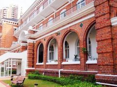 -香港大学