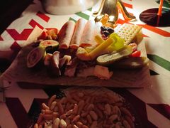 -Line 咖啡(石厦花园店)