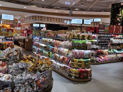 面包甜点陈列柜-瑞和泰超市(传媒店)