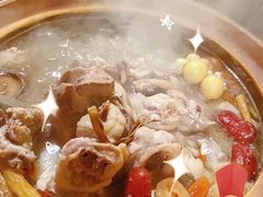 -广味炭炉鸡煲(宝业路分店)