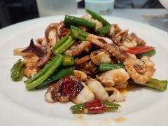 酱爆八爪鱼-巧克力渔家.小船海鲜家常菜(万平口店)