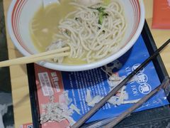 -哈灵面馆(宁波路店)