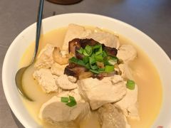 -吴越荣记苏州菜·松鼠桂鱼100%活鱼现做(斜塘老街店)