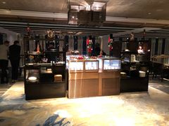 -OZONE 顶楼酒吧(香港丽思卡尔顿酒店)