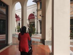 -佛罗伦萨小镇广佛名品奥特莱斯(疏港路店)