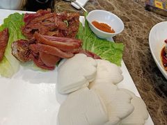 -河畔春天时尚餐厅