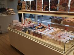 -好利来(十里河店)