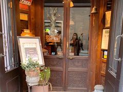 门面-古董花园(思南路42弄小区店)
