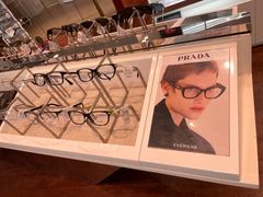 -LensCrafters亮视点·OAKLEY精选(静安嘉里中心店)