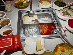 -海底捞火锅(高新万达广场店)