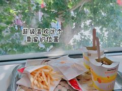 杨枝甘露风味麦旋风-麦当劳(泰安餐厅)