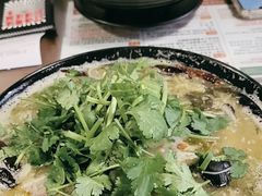 -肥汁米蘭香港米线(宁波路总店)