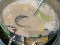-四季喧黔味豆米火锅(万达广场店)