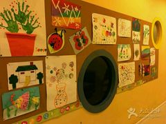 -红黄蓝成长中心(公益西桥校区)