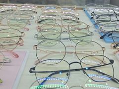 -三叶眼镜城·好视力眼镜店