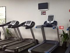 -AK健身普拉提拉伸私教馆(中八店)
