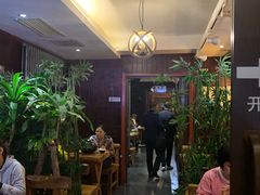大堂-万记麻辣烫国展总店