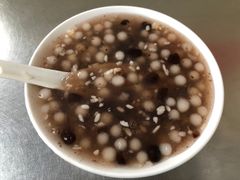 -芳婆糕团店(王府大街店)