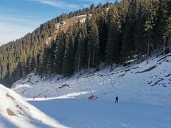 -丝绸之路山地度假区滑雪场