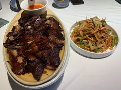 -八府香鸭·啫啫煲(华山路店)