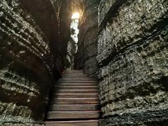 -梭布垭石林景区