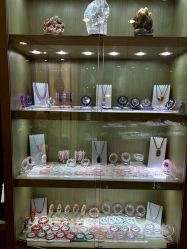 -蓝晶灵天然水晶专卖店