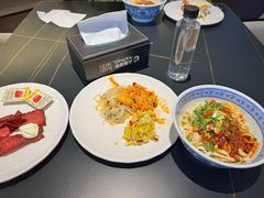 -涨巢·潮玩水疗局