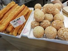 -正南齐北·老街糯米团(洪崖洞店)