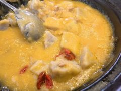 -阿瓦山寨·湘菜现炒·剁椒鱼头王(咸阳总店)