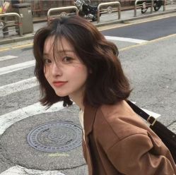 -十六番发型师事务所