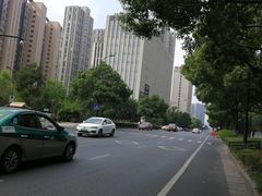 -乐刻运动健身(君临广场升级店)