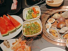 -钱小奴海鲜自助黑金店(杭州滨江龙湖店)