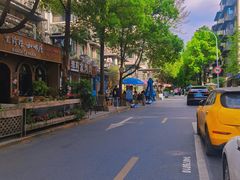 -泡桐树街
