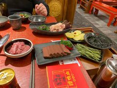 -谭鸭血老火锅(龙湖宝山天街店)