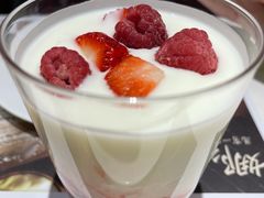 覆盆子酸奶-娜娜家•Nana’s restaurant (爱琴海店)