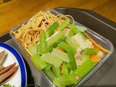 -聚合鑫东北熏酱熟食麻辣面(长阳店)