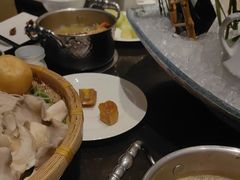 -金陵饭店 56F 家·海鲜火锅餐厅