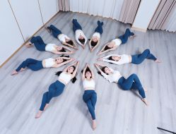 -亚太瑜伽普拉提学院