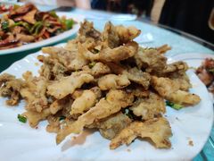 -川人川菜馆·小龙虾·鲜虾现做(黄山路店)