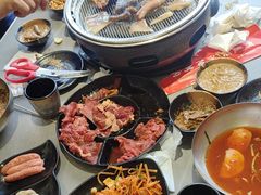 -啊美丽炭火烤肉(滑翔一店)