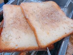 招牌土司-老虎滩大连海鲜烧烤(建邺云锦路总店)