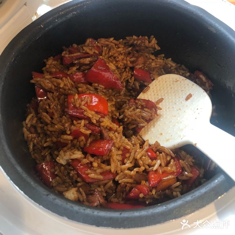 大众点评偶然看到这家湘菜，两家店都在滨海