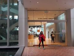 -香港大学